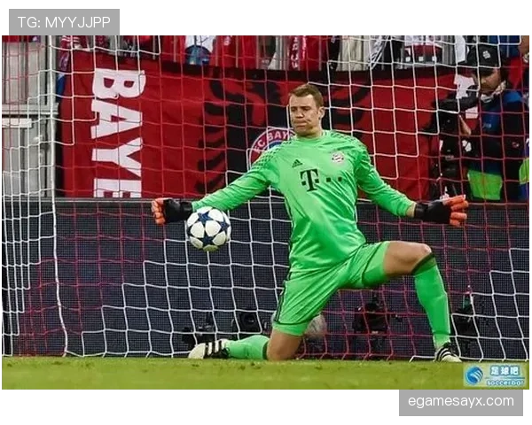 诺伊尔神勇扑救力保球门，球队稳健发挥锁定胜局