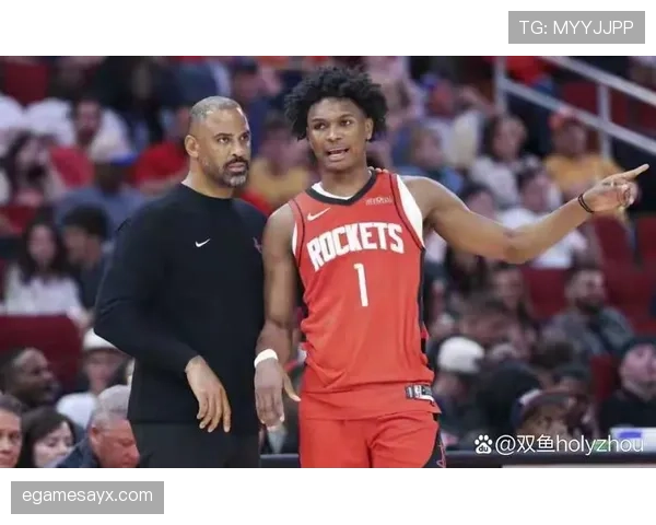 阿门·汤普森无球跑位效率提升拉开防守差距