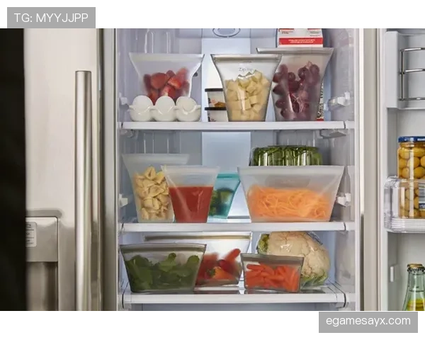 杨威家的冰箱里居然塞满了能量胶，连牛奶都没地方放